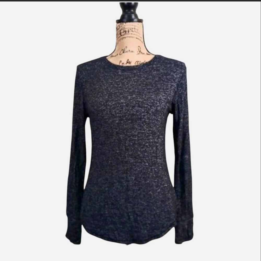 Cuddl Duds Warm Essentials Base Layer Top Gray Heathered Thumb Holes Medium